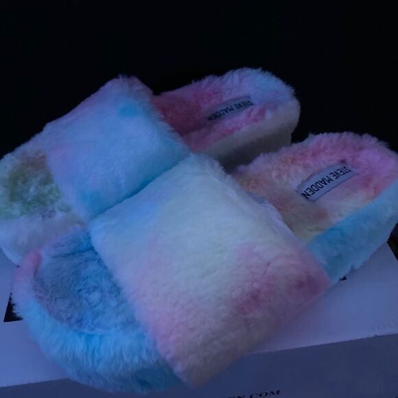 Pink and blue tye dye Steve Madden platforms - Picture 2 of 4